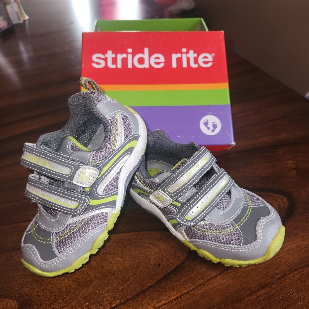 Stride Rite SRT Falcon shoes Grey/Lime Boys 5 M Toddler Kids shoes